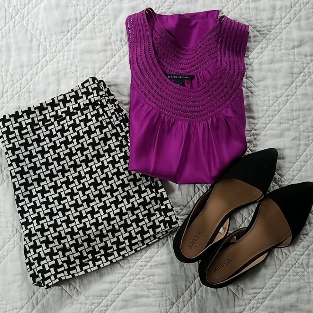 Ann Taylor LOFT Patterned Shorts Size 6
